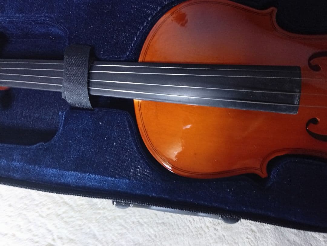 カルロ・ジョルダーノ　　　　 4/4 バイオリン59cm　ケース、弓付　未使用品