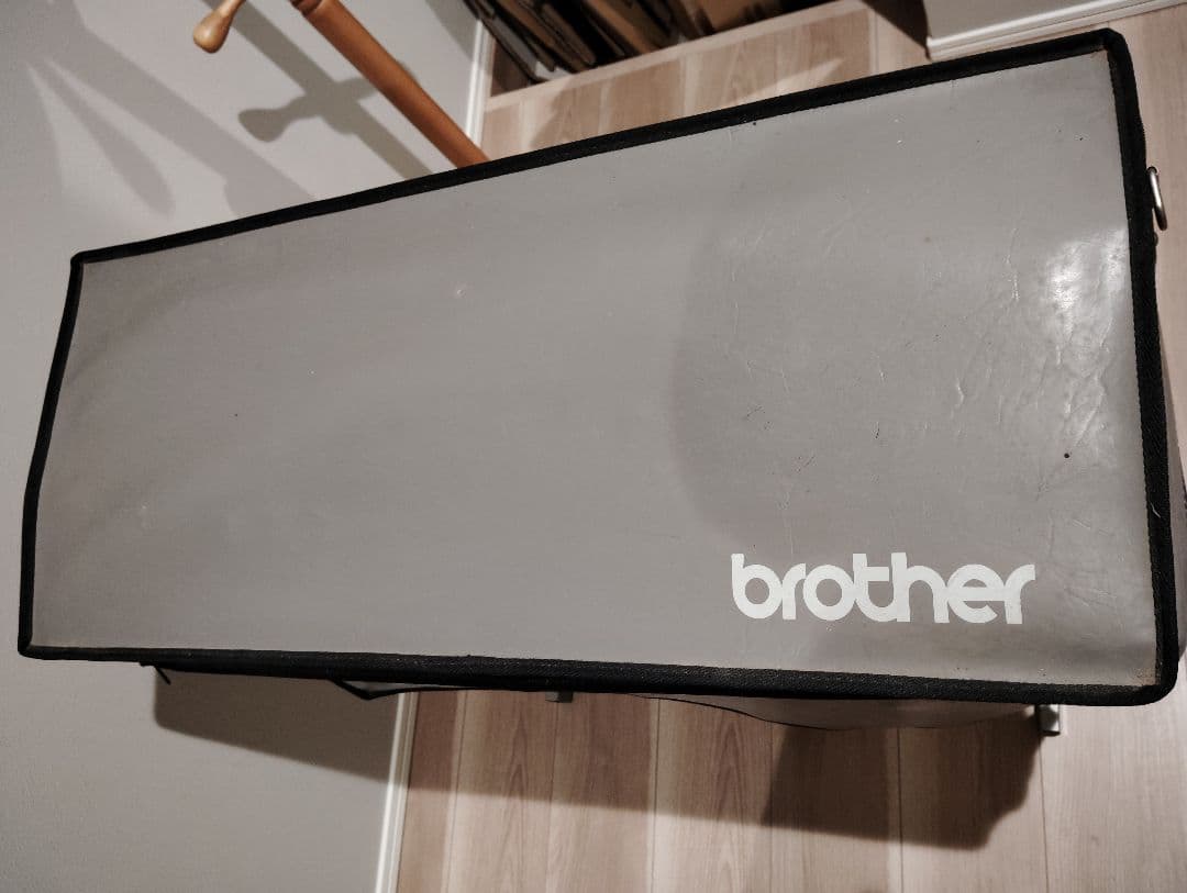 電子ピアノ　Brother