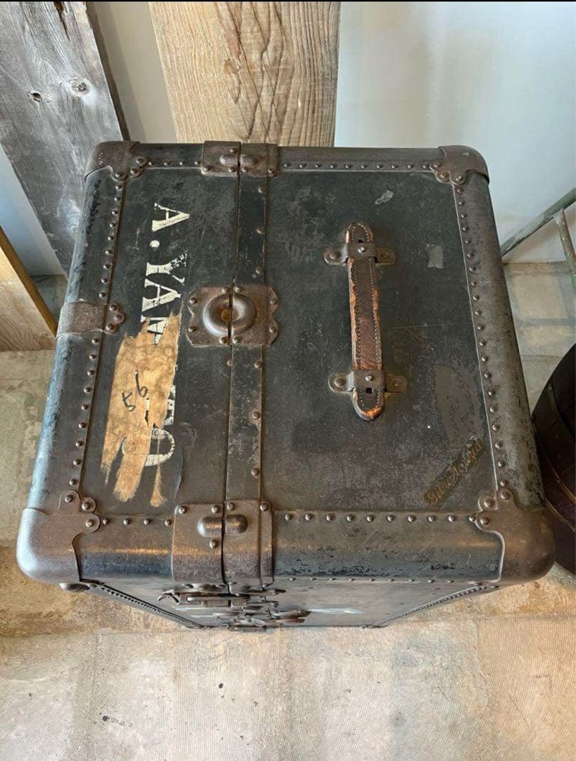 アンティークトランク　ヴィンテージ　ワードローブ　船舶トランク　HARTMANN