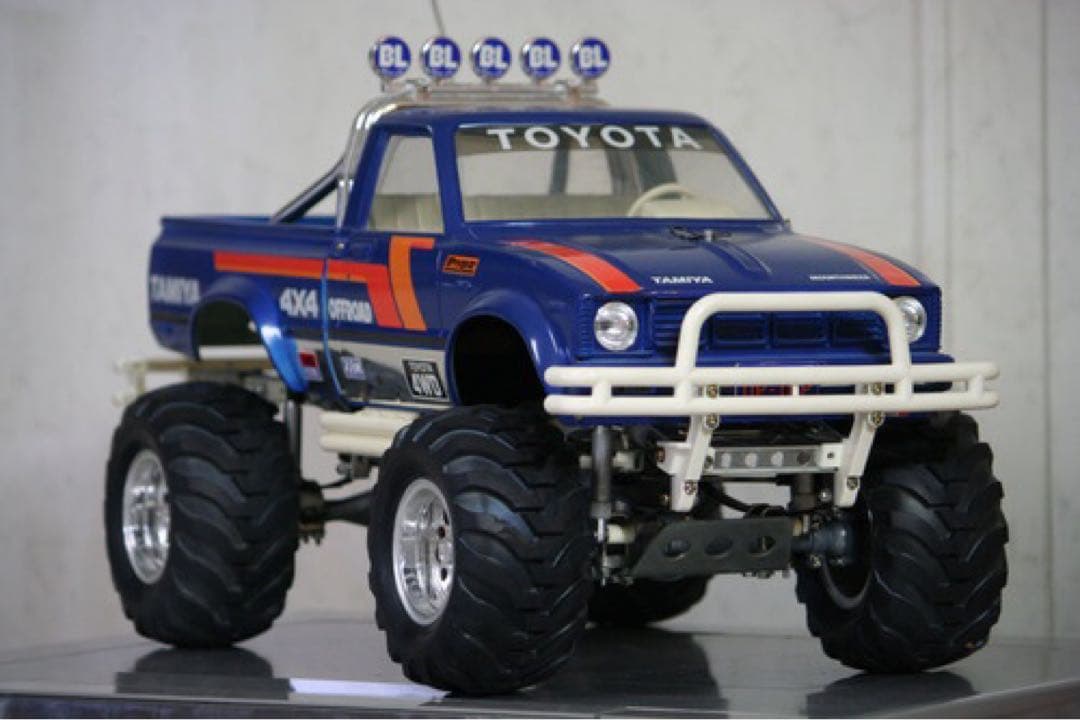 タミヤ　トヨタ　ハイラックス 4WD マウンテンライダー　当時物