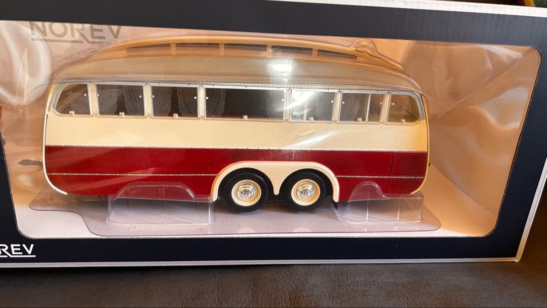 お値下げ！フォード シムカ ヴデット 1958 & Henon トレーラーハウス