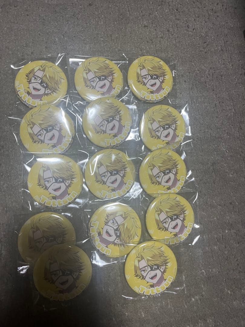 カラフルピーチたっつん缶バッジ 14個