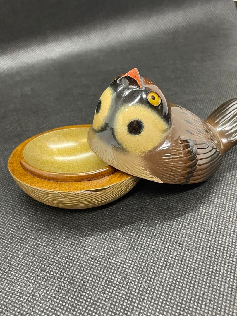 【茶道具】 篠原如雪　雀香合　共箱　細密彫刻、讃岐彫