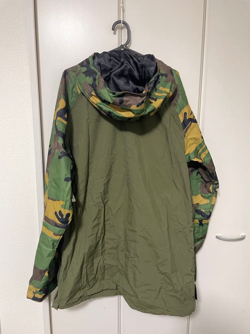 【新品】12 BURTON KIDDING JKT カモ L(XL相当)