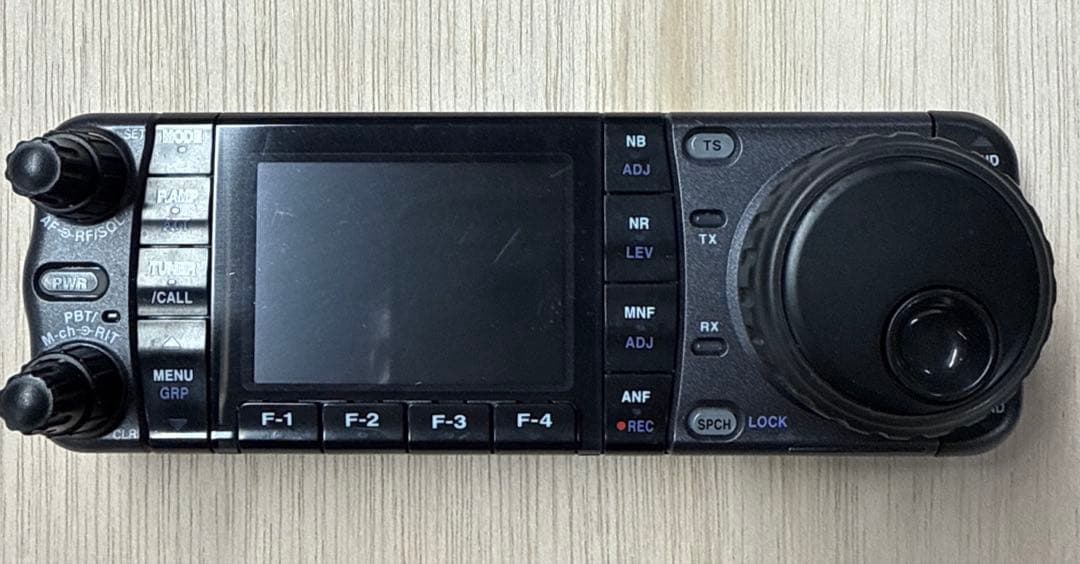 ICOM IC−7000