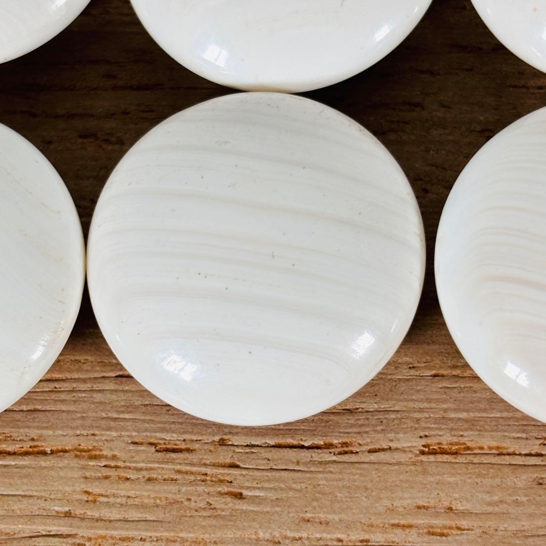 蛤碁石　雪印 35号　181個　那智黒　194個　欅碁笥