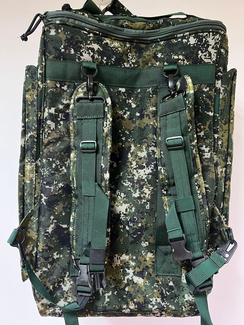 台湾（中華民国）陸軍 大型迷彩装備バッグ 官給品