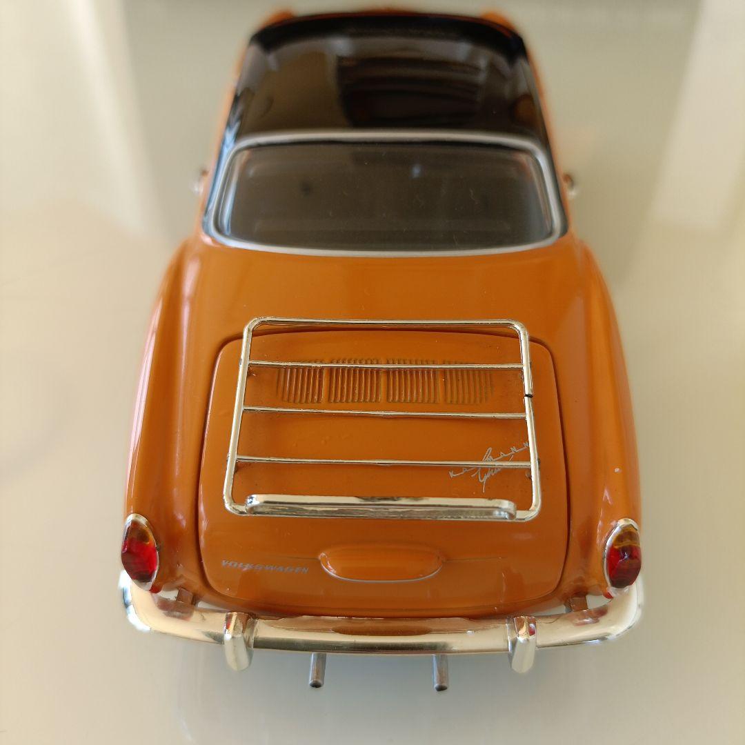 ミニチャンプス製　フォルクスワーゲン　カルマンギア