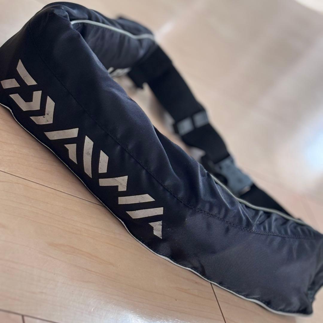 一条DAIWA ライフジャケット DF-2200 ウエストタイプ 桜マーク