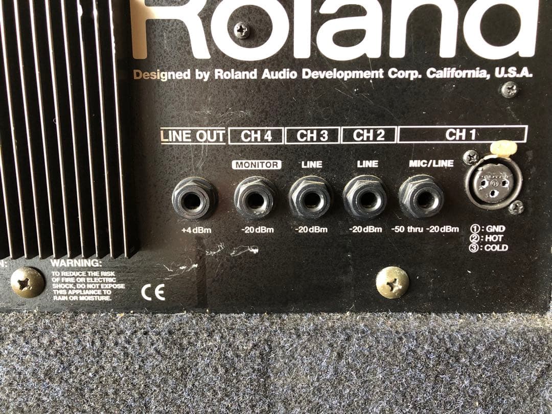 Roland KC-100jtキーボードアンプ