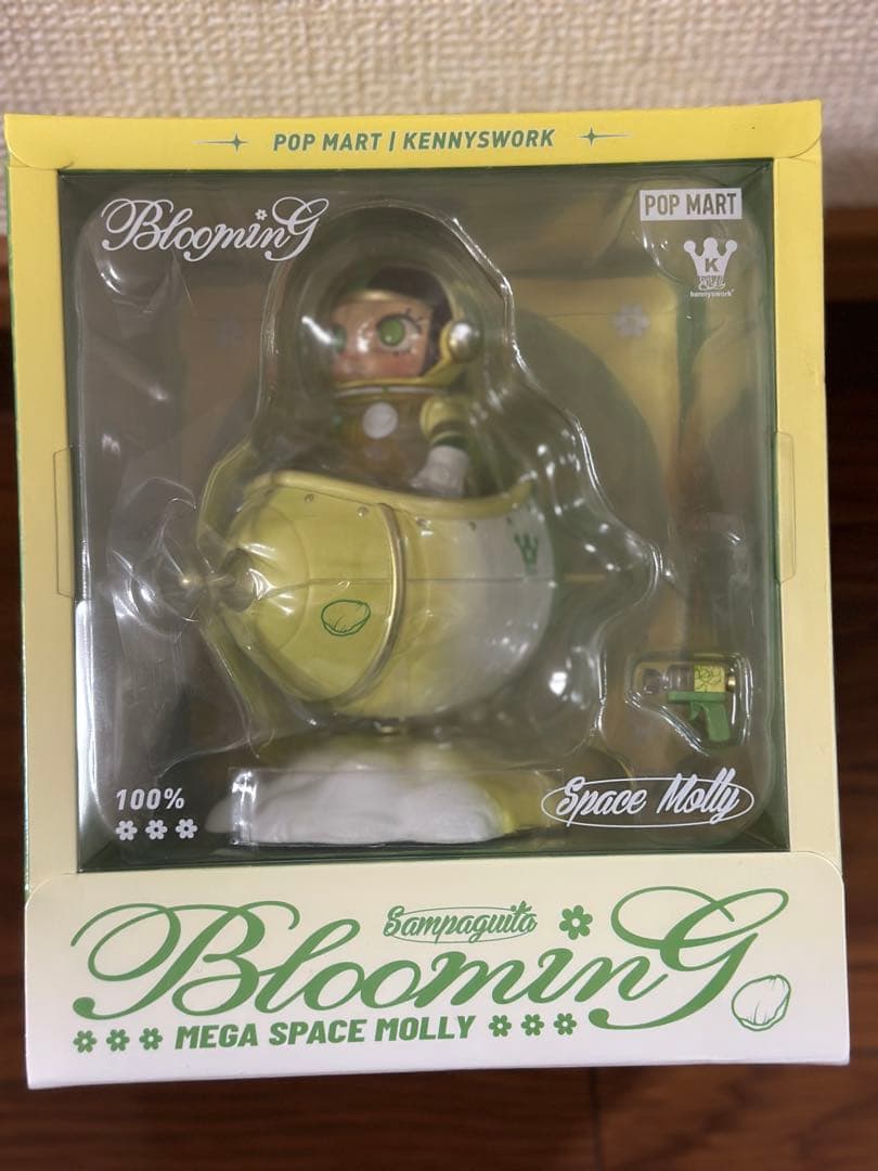 ポップマート SPACE MOLLY BLOOMING SAMPAGUITA