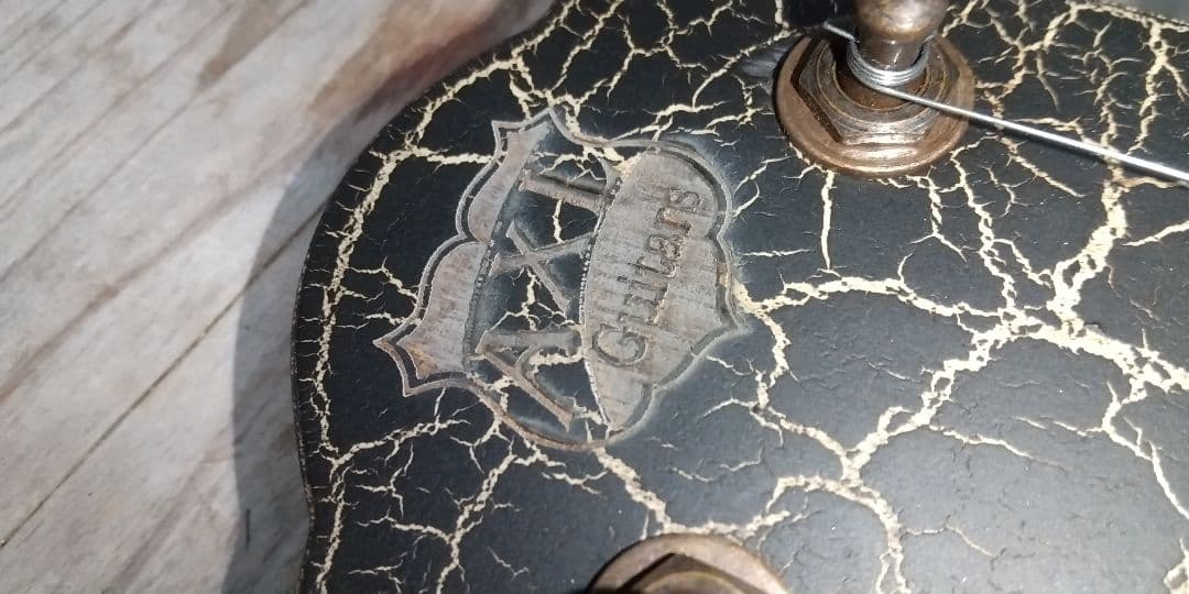 AXL GUITARS（アクセルギターズ