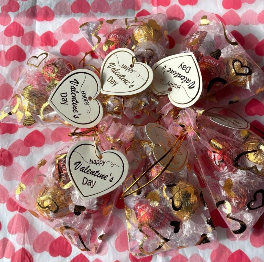 バレンタインプチギフト　リンツ　大人の義理チョコ　高級チョコレート