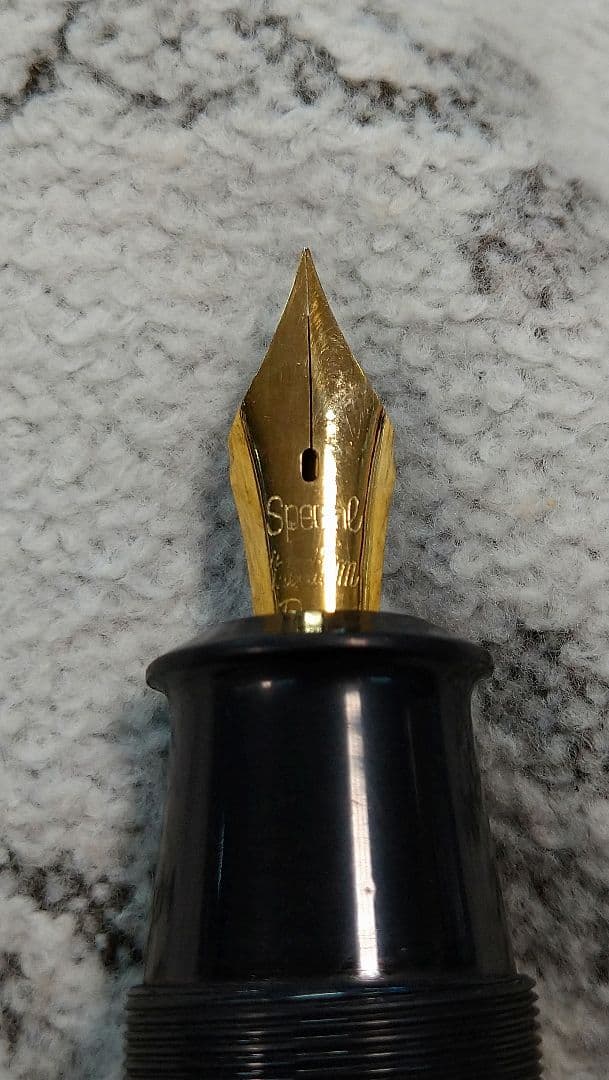 1001✡　極太万年筆　レトロ　万年筆　アンティーク