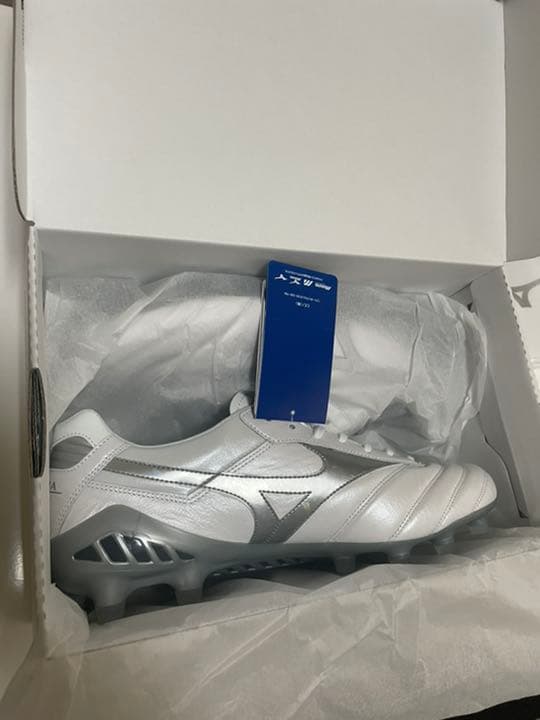 MIZUNO モレリア DNA ジャパン　ホワイト　シルバーホログラフィック