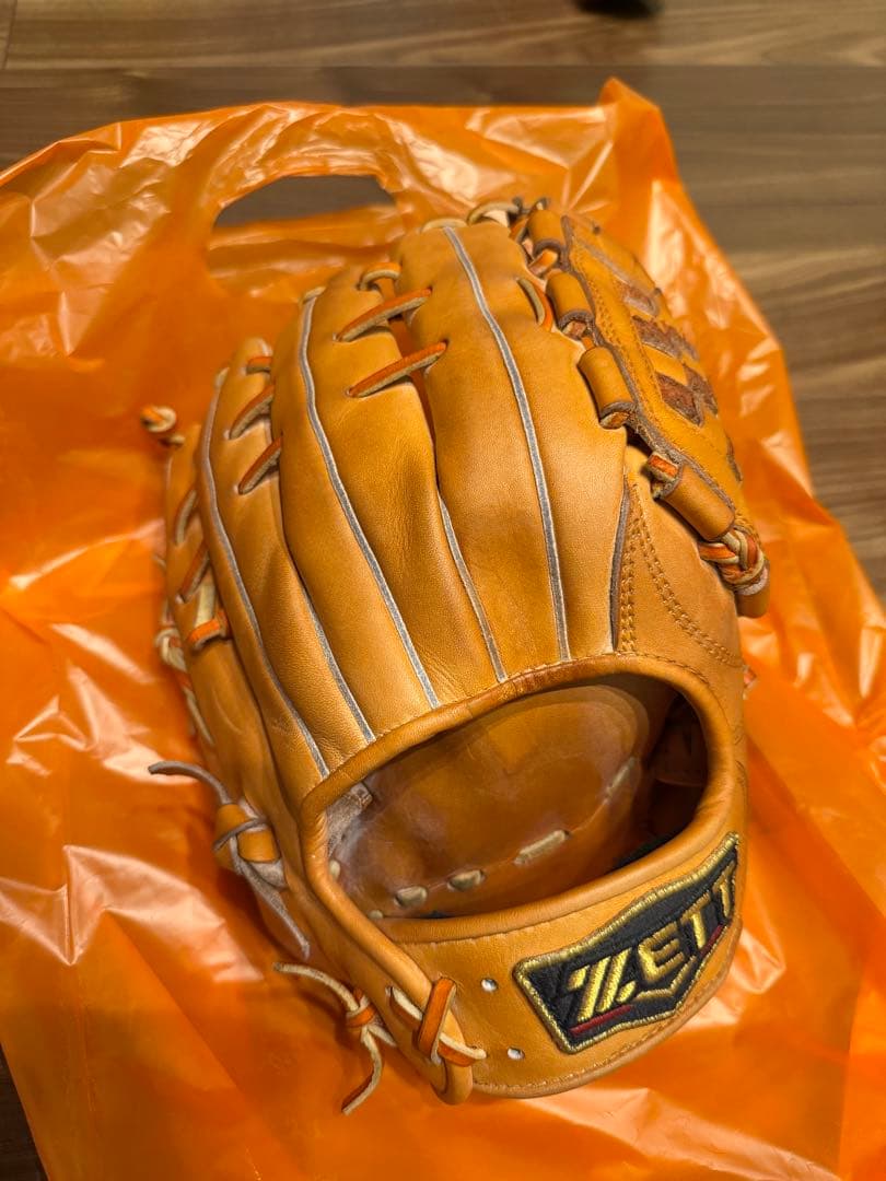 ZETTプロステイタス軟式 源田モデル