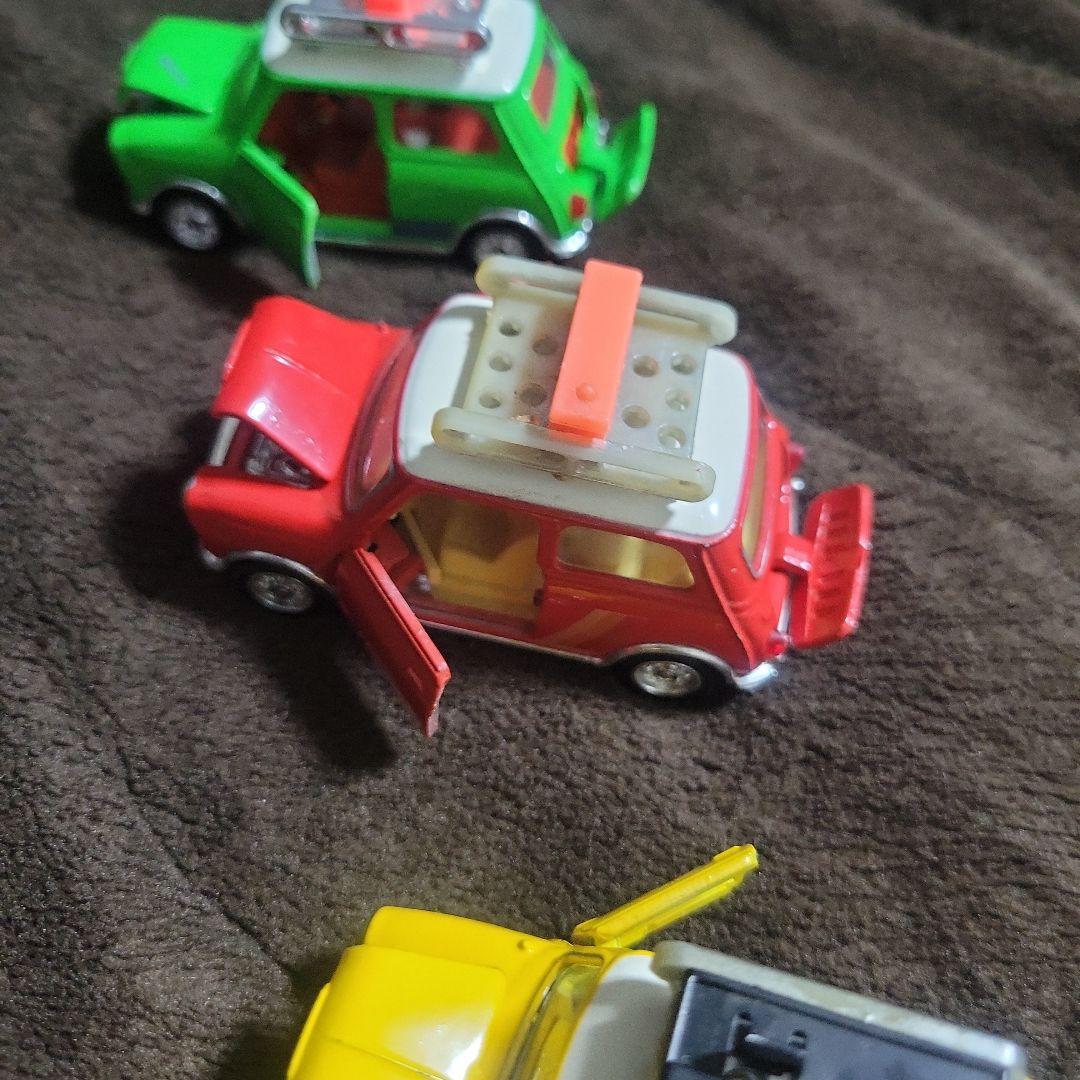 トミカダンディモーリスミニ（緑・赤・黄色）