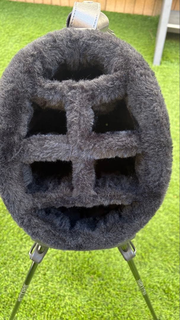 MARK & LONA ゴルフバッグ スタンド付き ホワイト