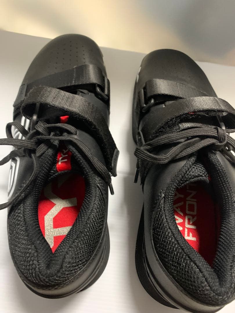 TYR（ティア）ウエイトリフティングシューズ