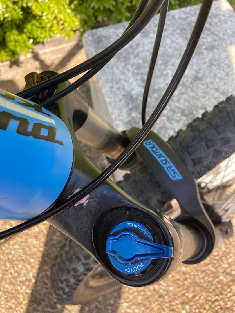 KONA マウンテンバイク 青 2017 Kona Tika