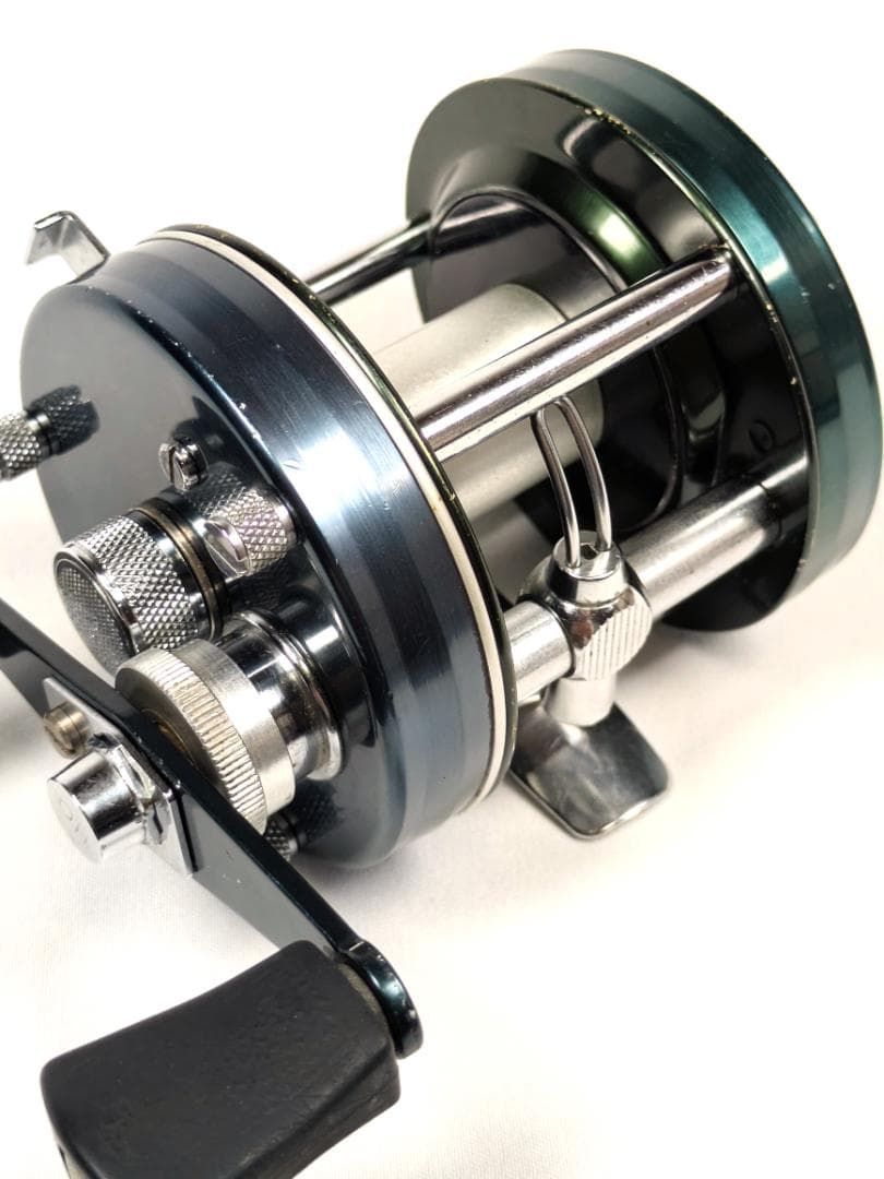 ジャンク品 ABU Ambassadeur5000D アブアンバサダー5000D