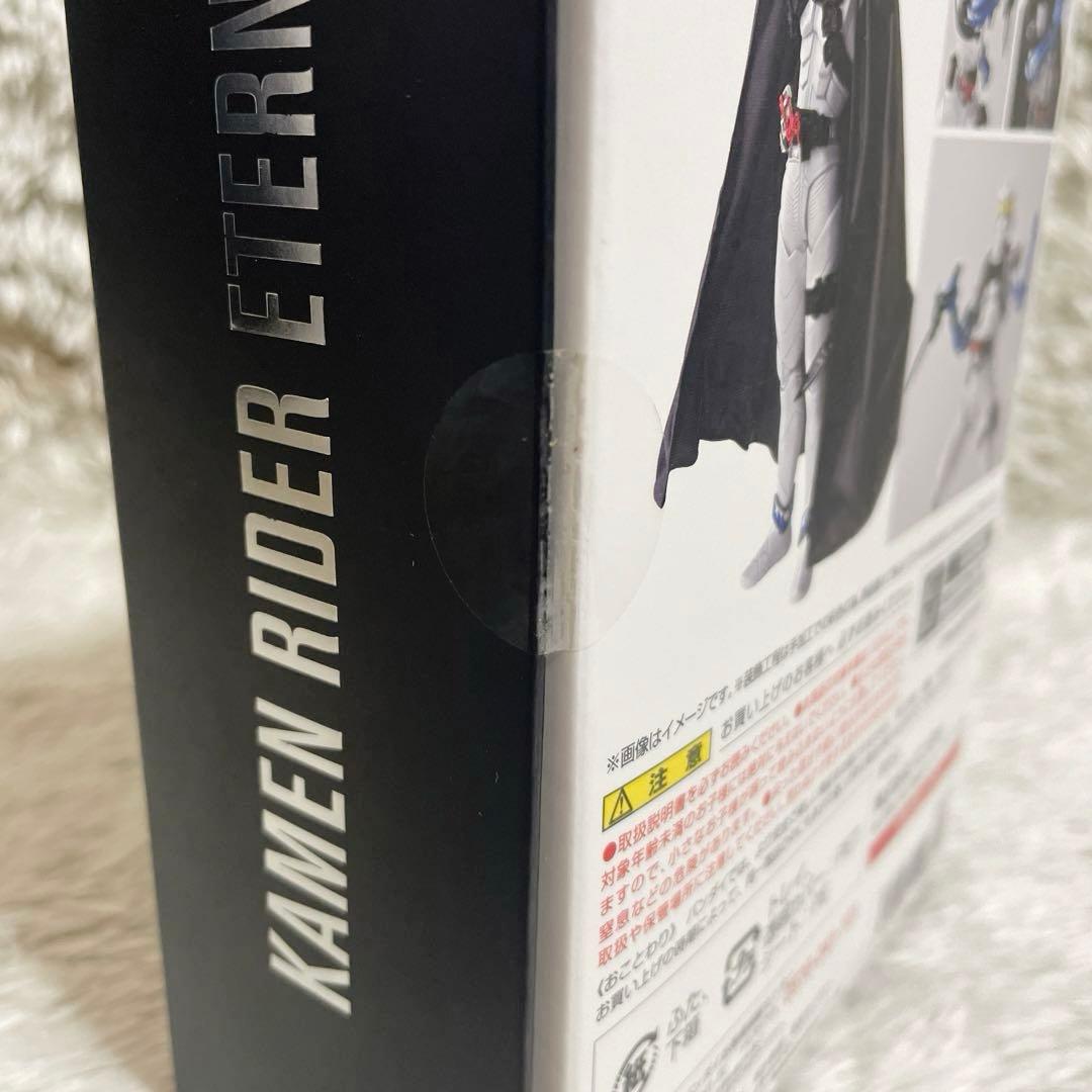 新品未開封　S.H.Figuarts（真骨彫製法）仮面ライダーエターナル
