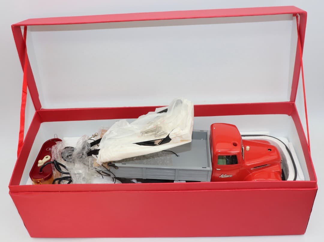 シュコー・コンストラクション・ブレーク・ダウン・レッカートラック リモコン付き