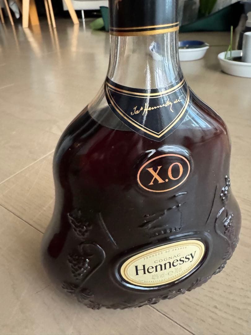 Hennessy XO ブランデー 箱付 未開封 金キャップ 700ml 40%