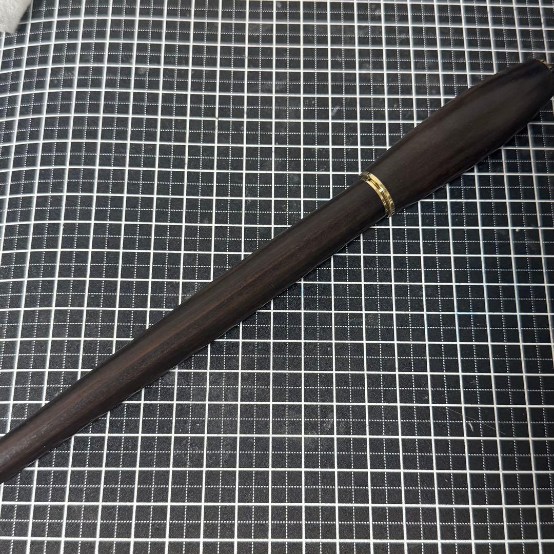 セーラー 万年筆 デスクペン 黒檀 長刀研ぎ 中字