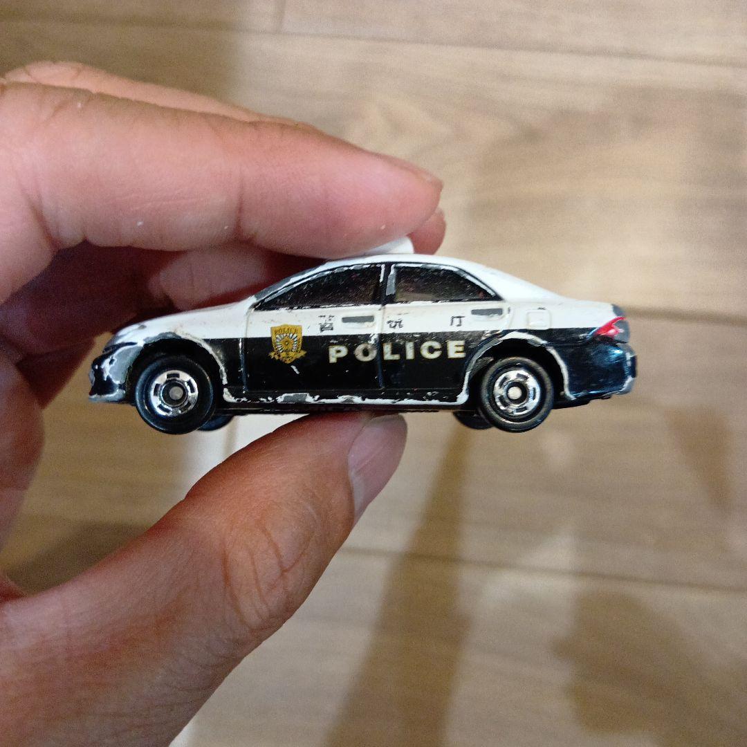 警察車両 ミニカー 白/黒