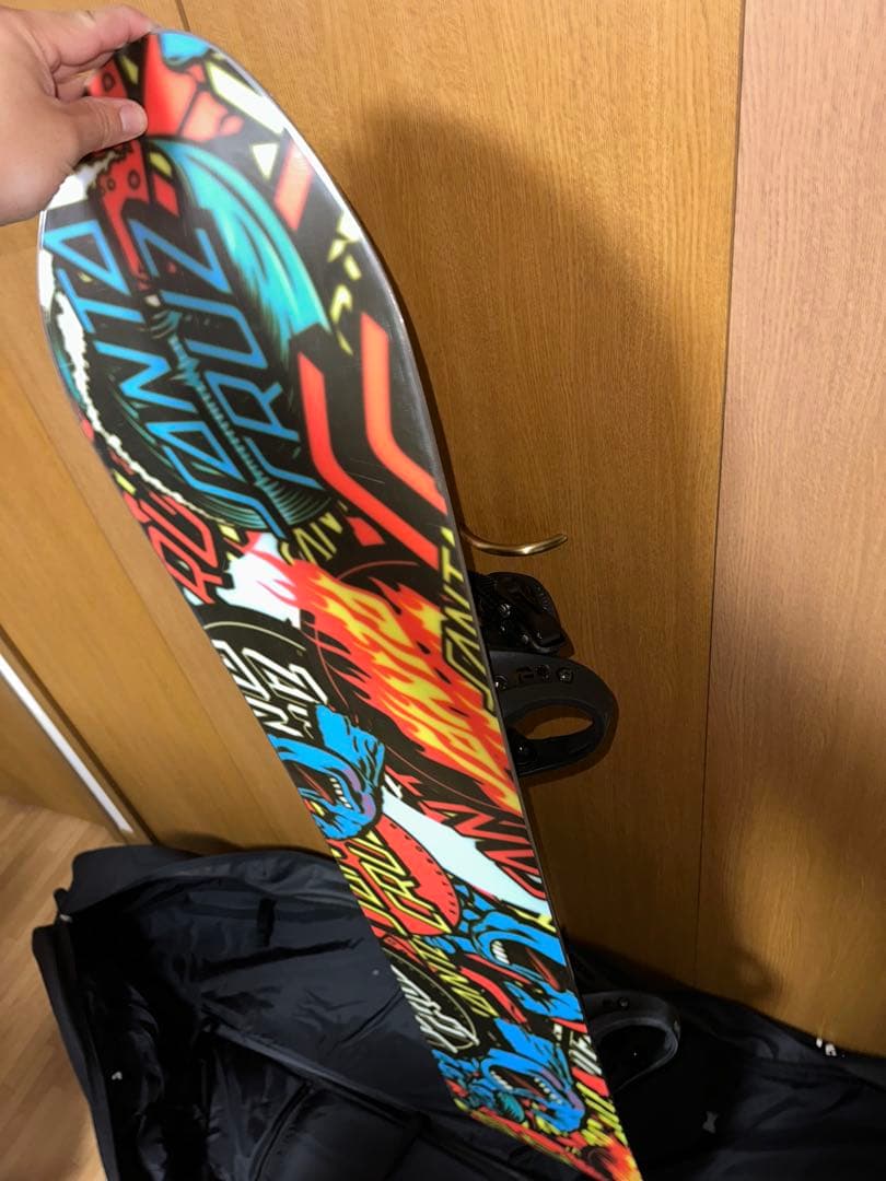 レア物　Santa Cruz スノーボード ビンディング付き　3回使用