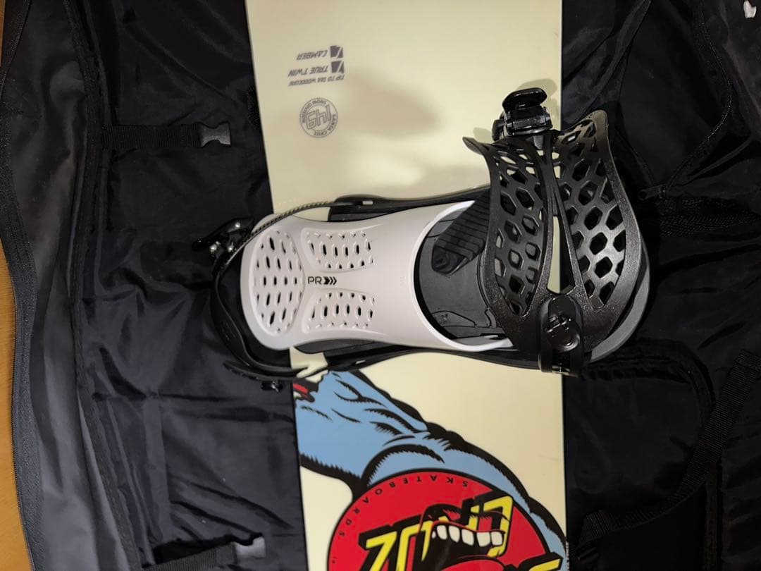 レア物　Santa Cruz スノーボード ビンディング付き　3回使用