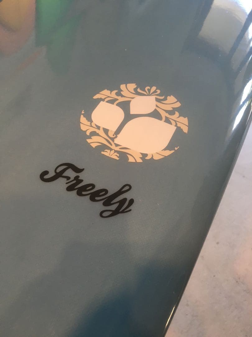 Three WeatherのFREELY ファンボード 5’10  42L