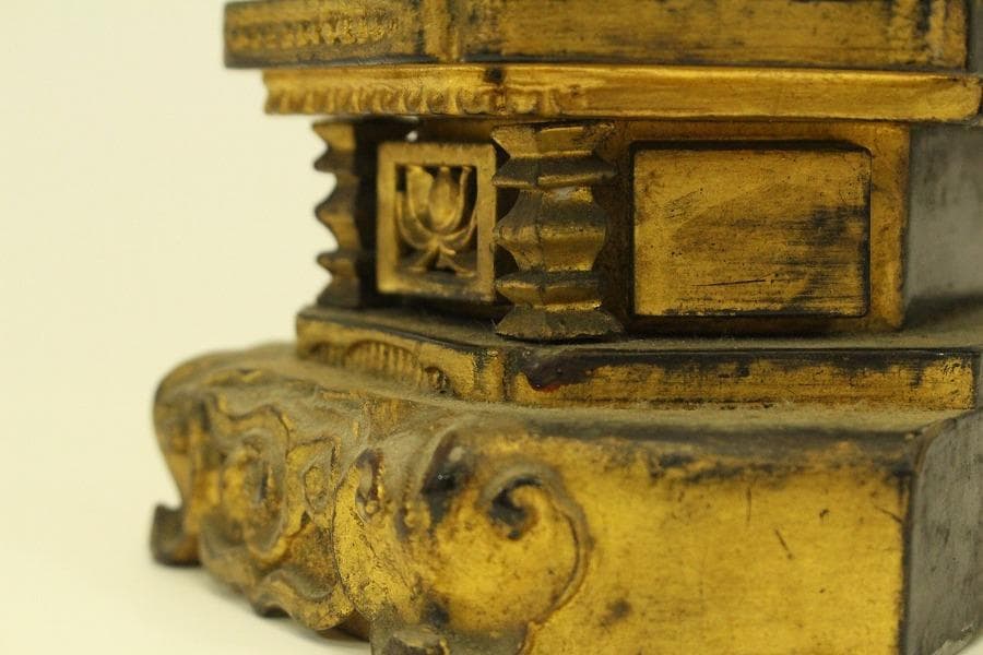 仏教美術 木彫 金彩 阿弥陀如来像 時代物 高35.5cm(A511)