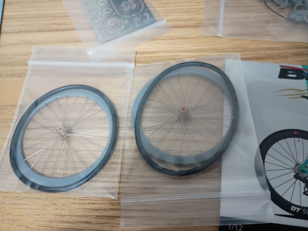 1/12 Bianchi ロードバイク OLTRE XR4 　レジンキット