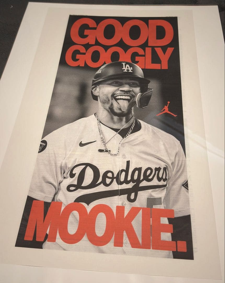 ドジャース ムーキーベッツ 【ロサンゼルスタイムズ広告】額縁入り