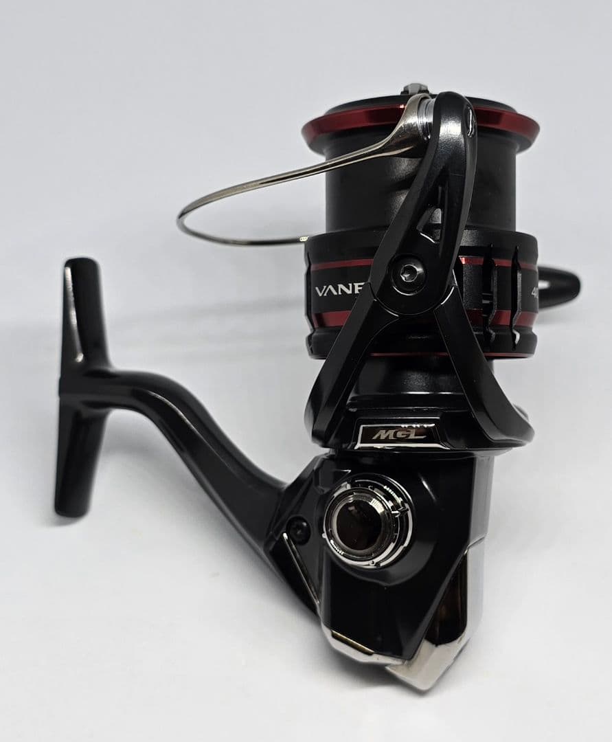 SHIMANO 20ヴァンフォード4000MHGスピニングリール黒/赤