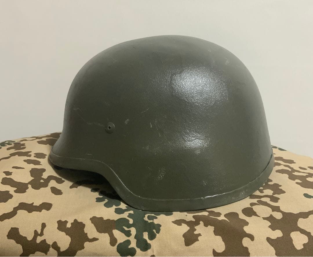 ドイツ軍 ドイツ連邦軍 M826 M92 ケブラーヘルメット 55-57cm M