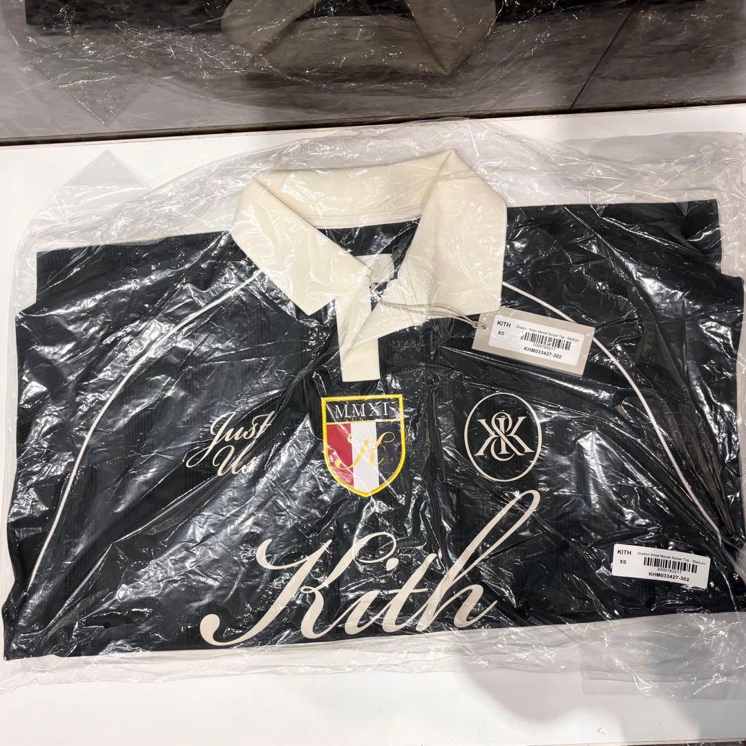 新品KITH　上品グリーンオーバーサイズサッカーシャツ　シーズン限定カラー　希少