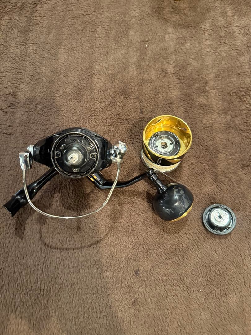 ほぼ新品　STELLA SW 5000 XG スピニングリール