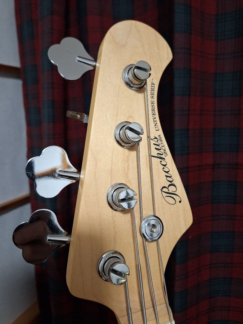 【美品】Bacchus バッカス　ジャズベース