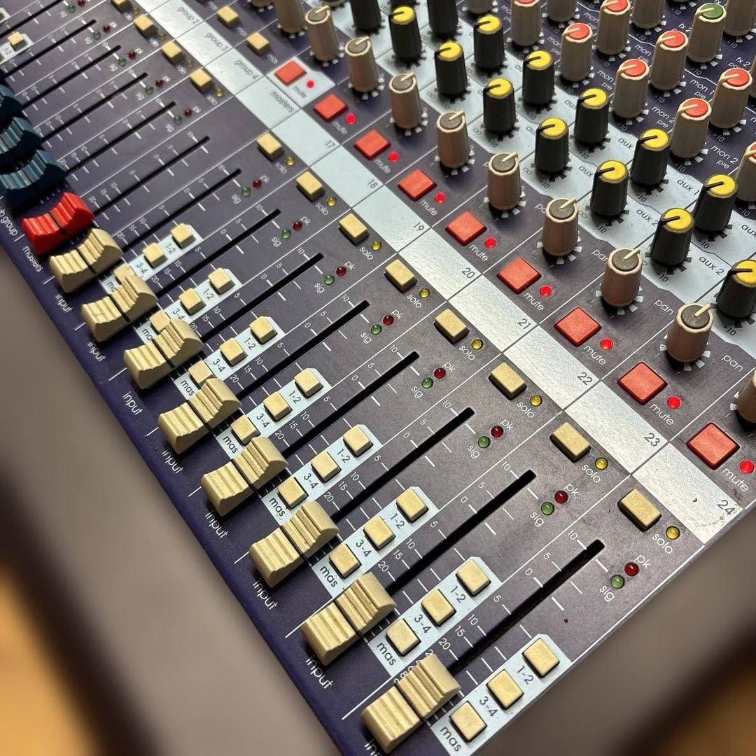 【MIDAS 】Venice 240 ミダス アナログミキサー ハードケース付き