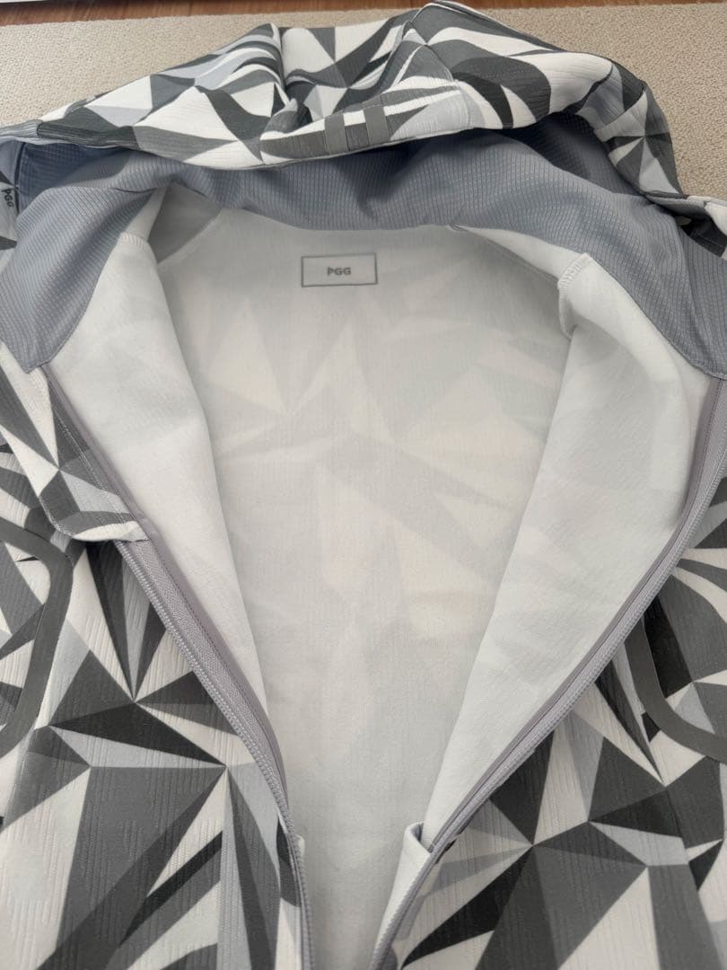 パーリーゲイツ PGG PEARLY GATES アウター　新品未使用