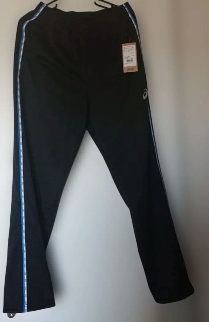 新品未使用　アシックス トレーニングジャケット上下セット一式 ホワイト×ブラック