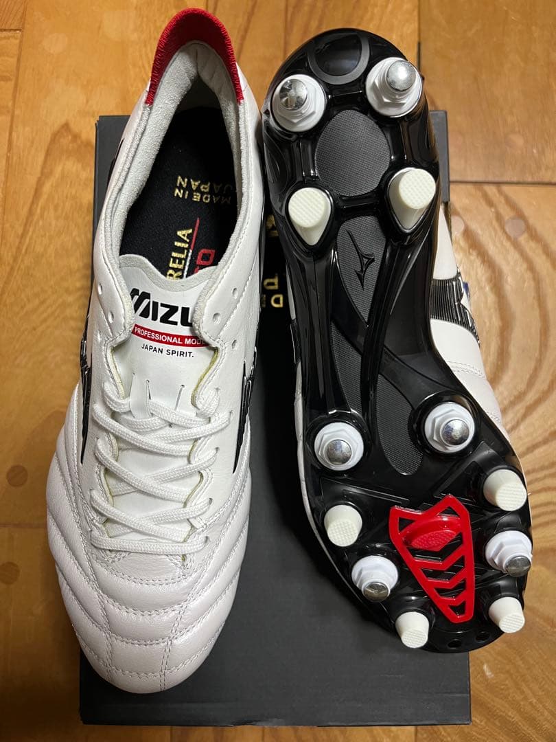 新品　最終在庫　大特価　ミズノ　モレリア NEO 3 JAPAN MIX 26