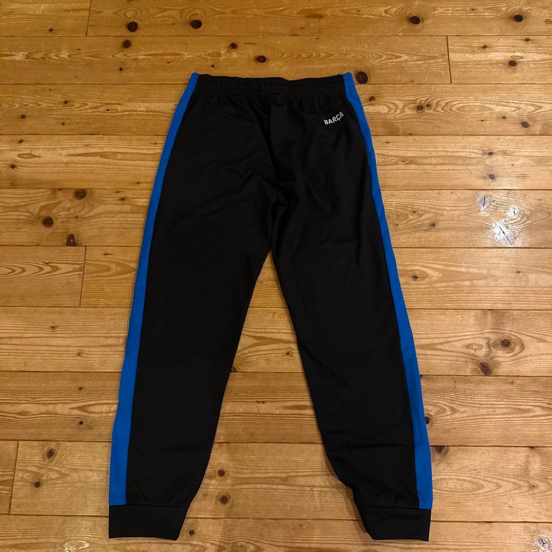 新品　FCバルセロナ　ジャージパンツ Mサイズ スペイン購入