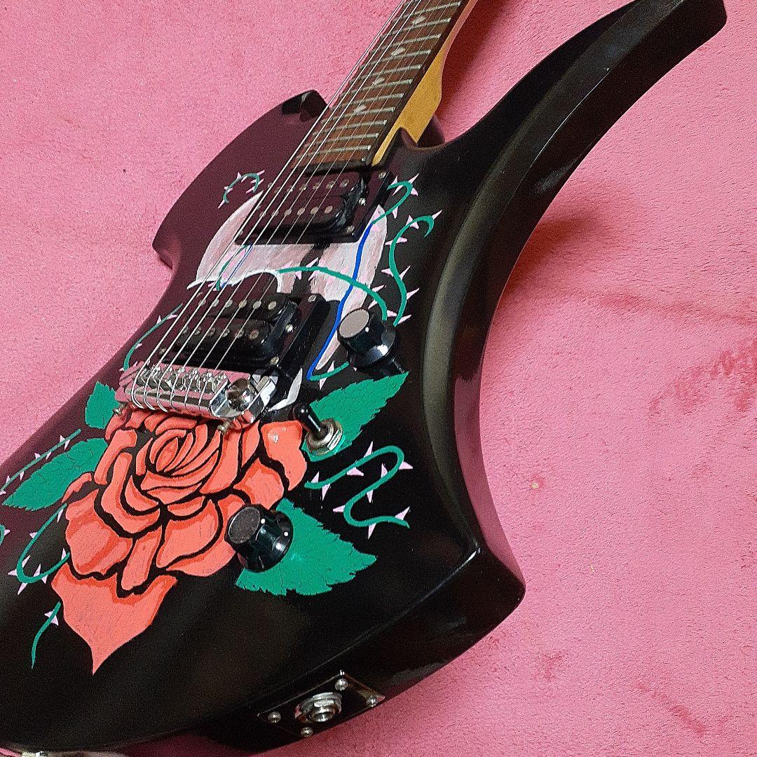 【良・美品】薔薇髑髏ペイント・hideモデル。モッキンバードエレキギター。