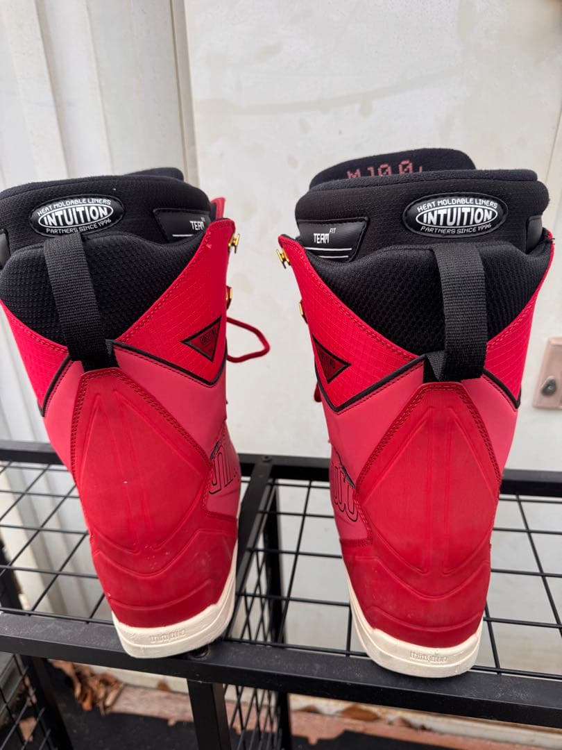 【THIRTYTWO LASHED スノーボードブーツ】