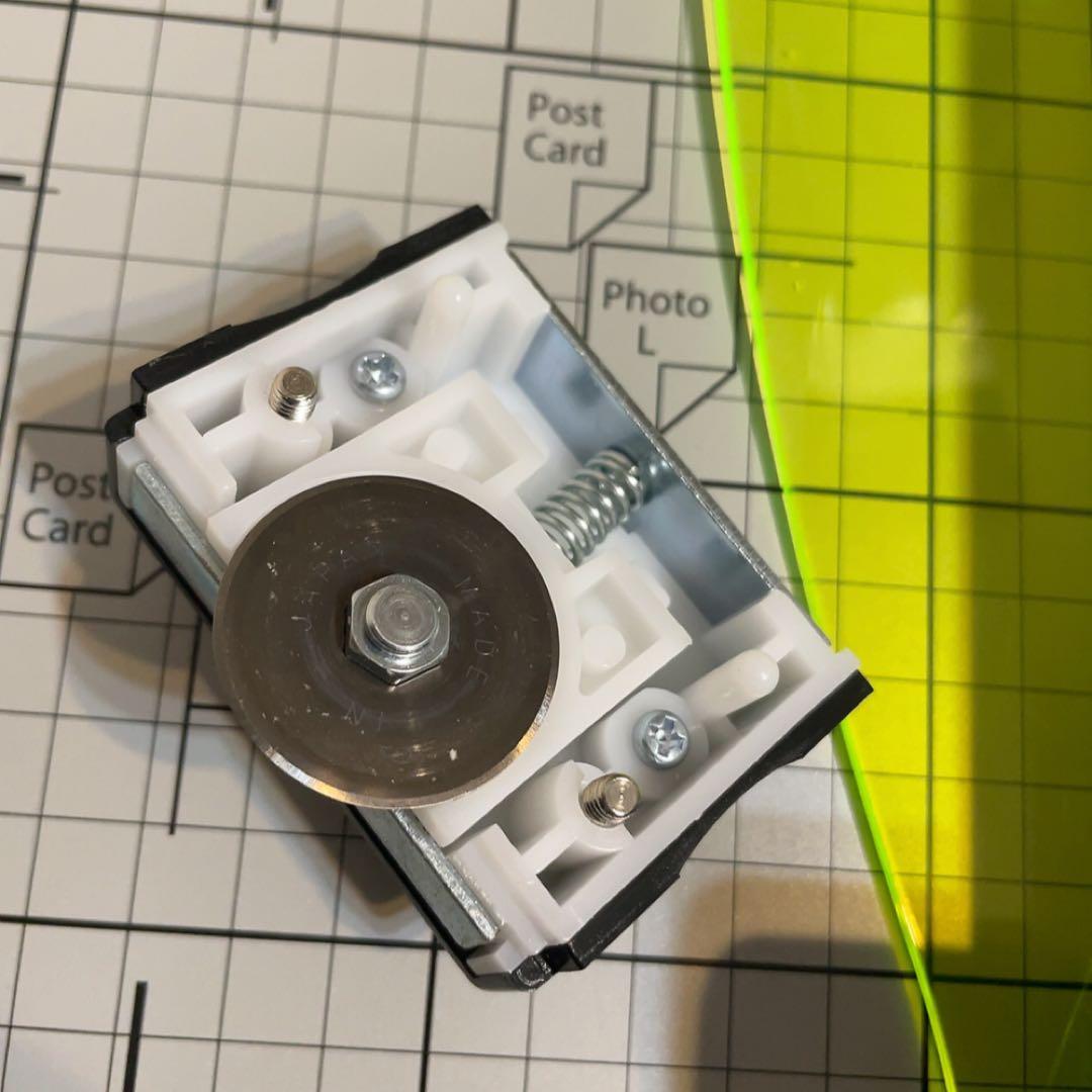 CARL 裁断機　DC-F5300 カール事務器　50枚　A3 ペーパーカッター