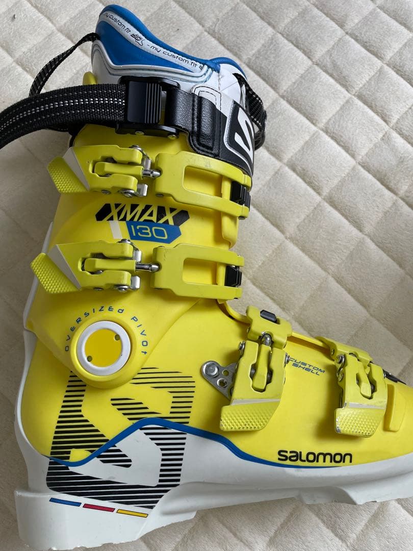 Salomon XMAX 130 イエローブーツ